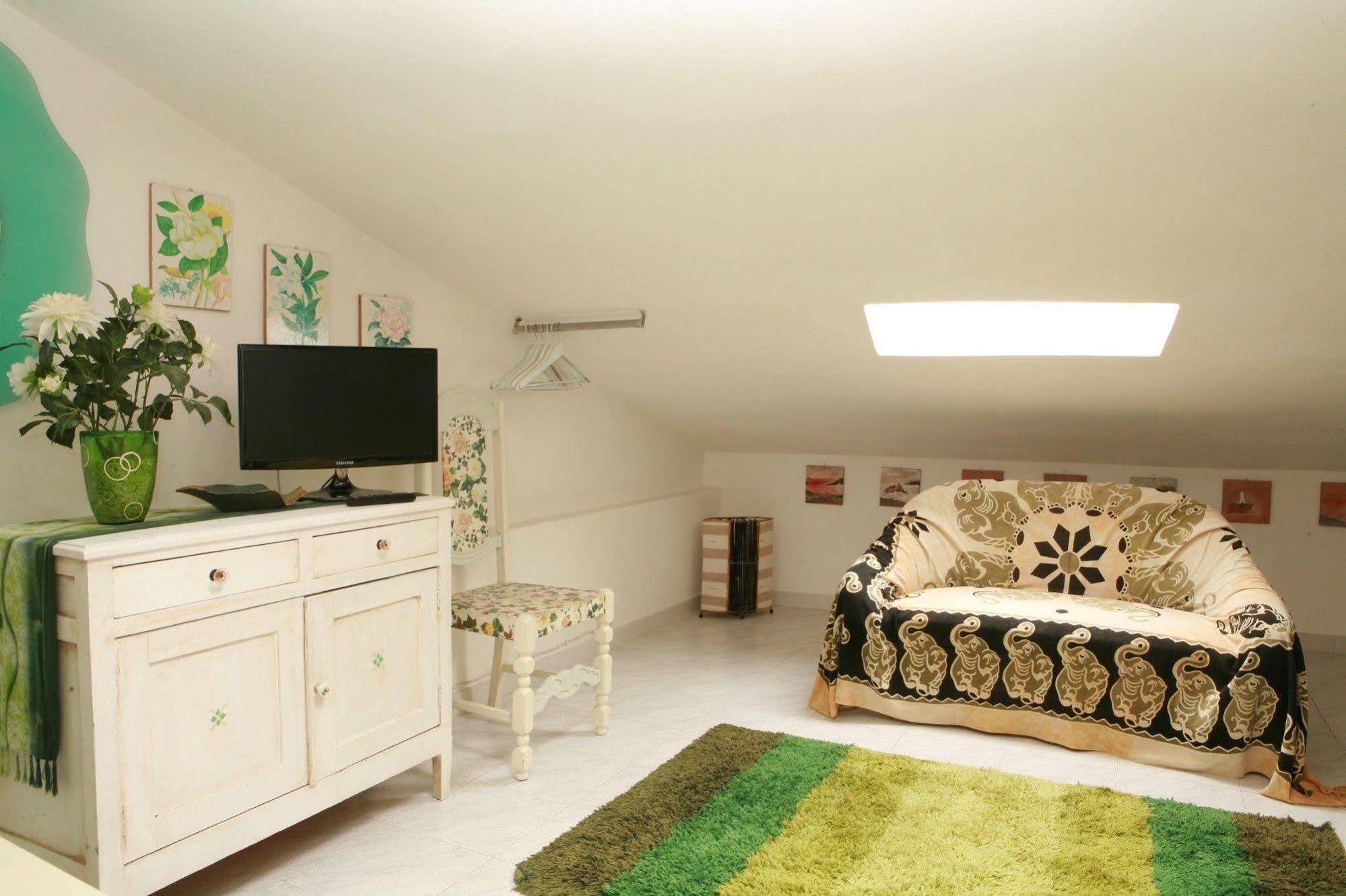 Al Vecchio Pioppo Bed and Breakfast Praia a Mare Εξωτερικό φωτογραφία